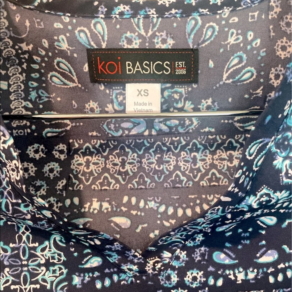 Women’s Scrub Top